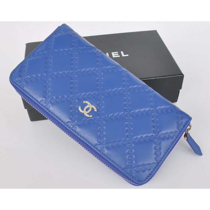 2014 Chanel Matelasse Zip Around Wallet Embossed Leather A50097 Blue