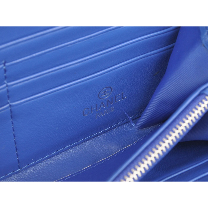 2014 Chanel Matelasse Zip Around Wallet Embossed Leather A50097 Blue