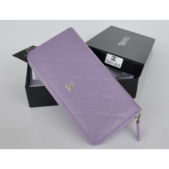 2014 Chanel Matelasse Zip Around Wallet Embossed Leather A50097 Lavender