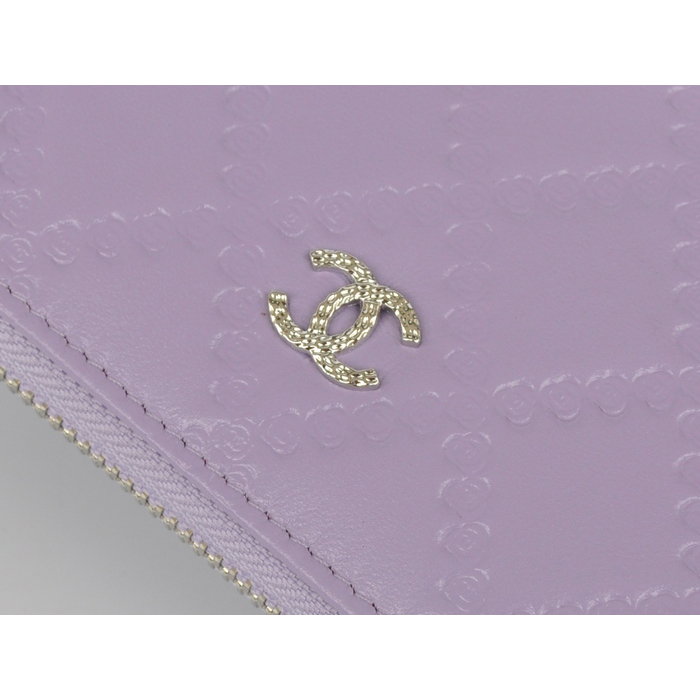 2014 Chanel Matelasse Zip Around Wallet Embossed Leather A50097 Lavender