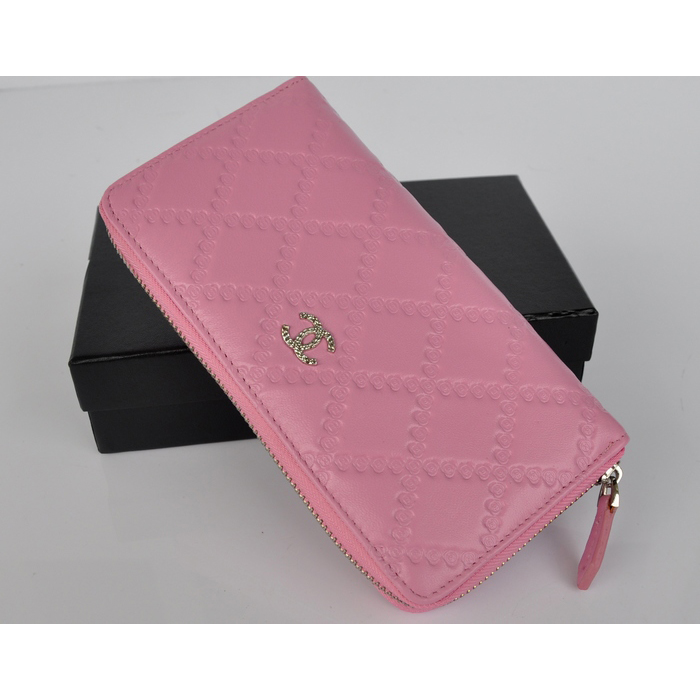 2014 Chanel Matelasse Zip Around Wallet Embossed Leather A50097 Pink