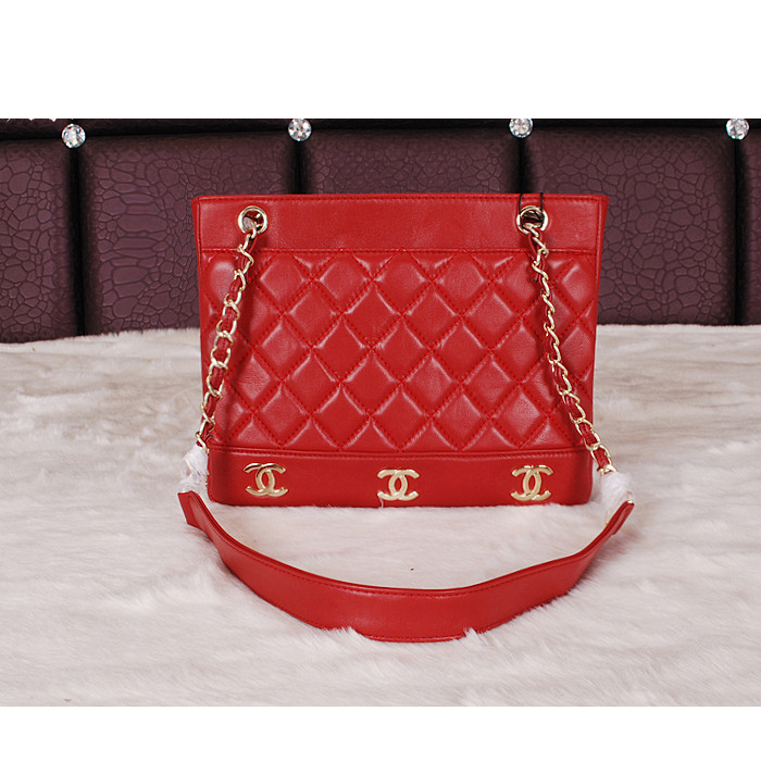 2014 Chanel Shopper Bag Sheepskin Leather A68071 Red