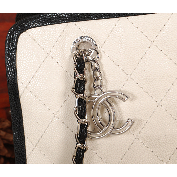 2014 Chanel Shopping Bag in Caviar leather A6869 White&Black