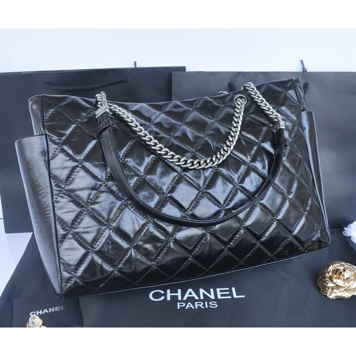 2014 Chanel Shoulder Bag Iridescent Leather A92525 Black