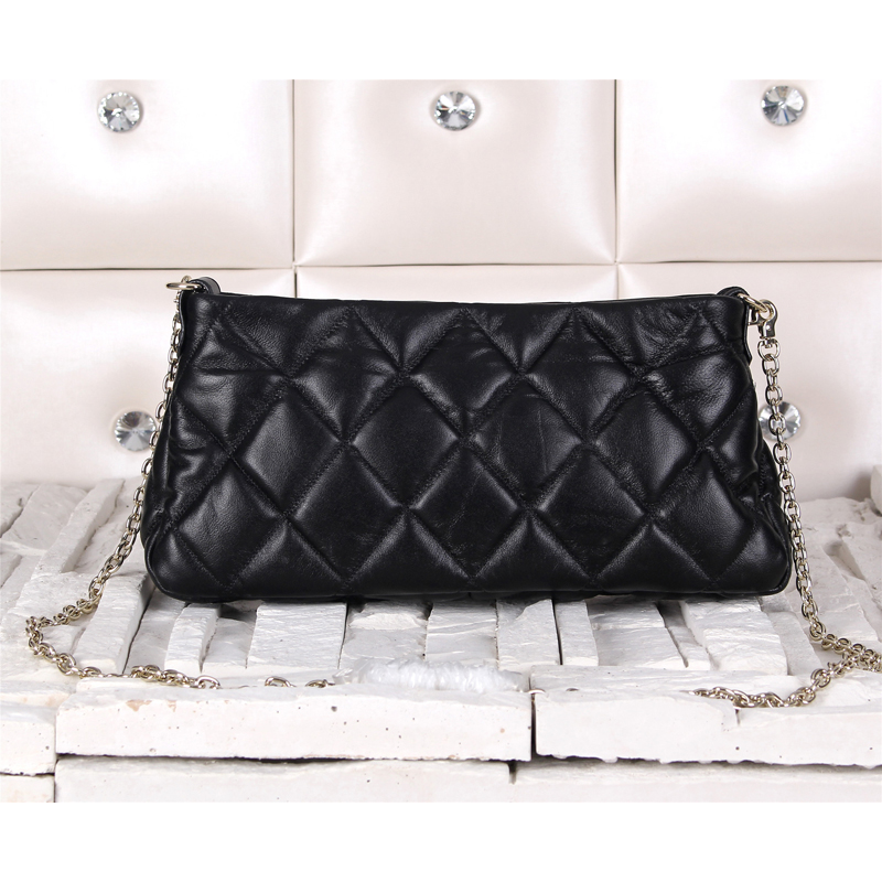 2014 Chanel Shoulder Bag Sheepskin Leather A11048 Black