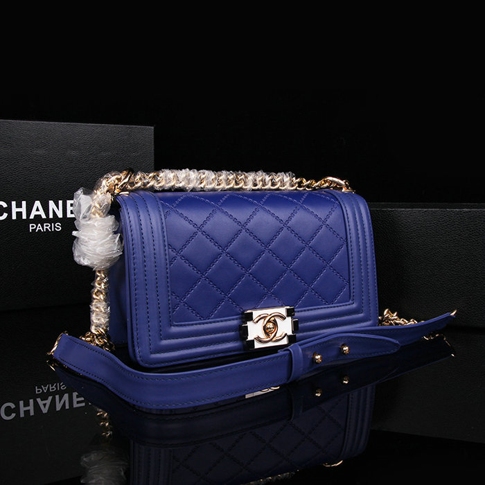 2014 Le Boy Chanel Flap Shoulder Bag Original Calf Leather A67086 Blue