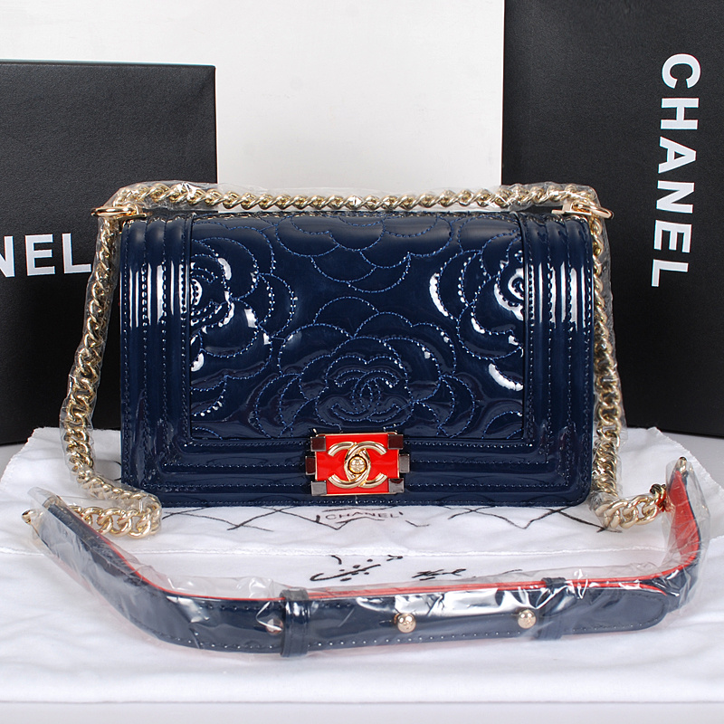 2014 Le Boy Chanel Flap Shoulder Bag Original Patent Leather A68915 Blue