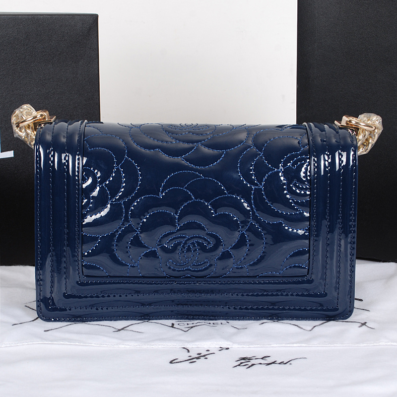 2014 Le Boy Chanel Flap Shoulder Bag Original Patent Leather A68915 Blue