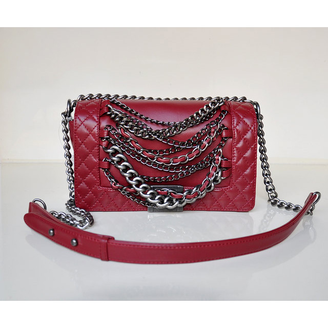 2014 Le Boy Chanel Flap Shoulder Bag in Calfskin Leather A67919 Claret