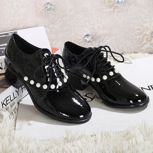 2014 New Arrivals Chanel Winter Pearl patent leather shoes