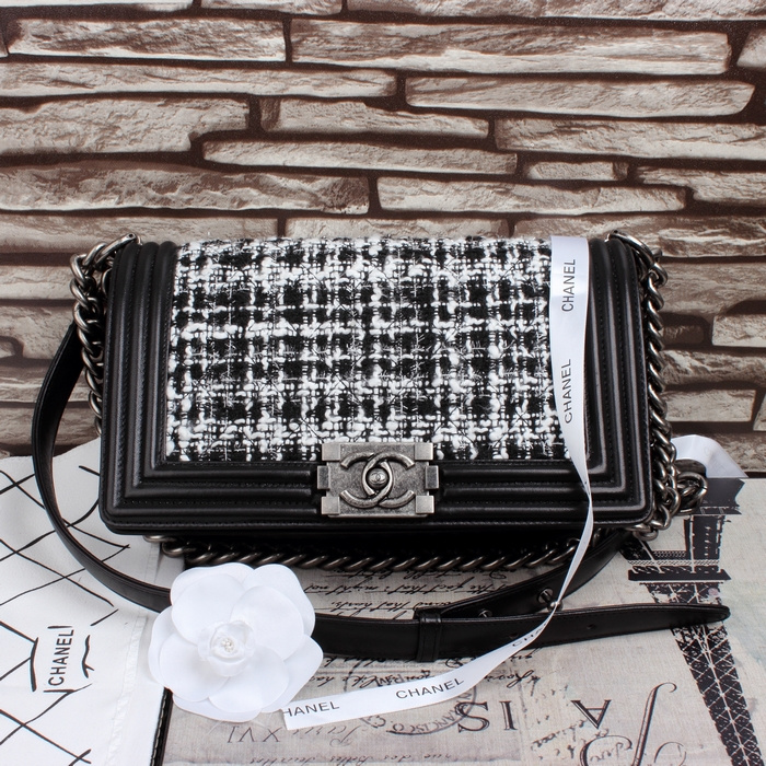 2015 Boy Chanel Fabric Flap Shoulder Bag A67086 Black