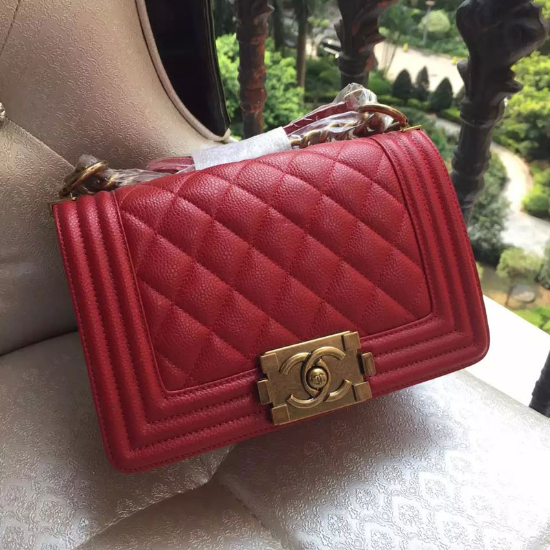 2015 Boy Chanel Flap Shoulder Bag Original Caviar Leather A67085 Red