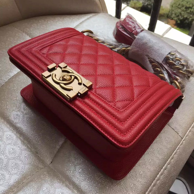 2015 Boy Chanel Flap Shoulder Bag Original Caviar Leather A67085 Red