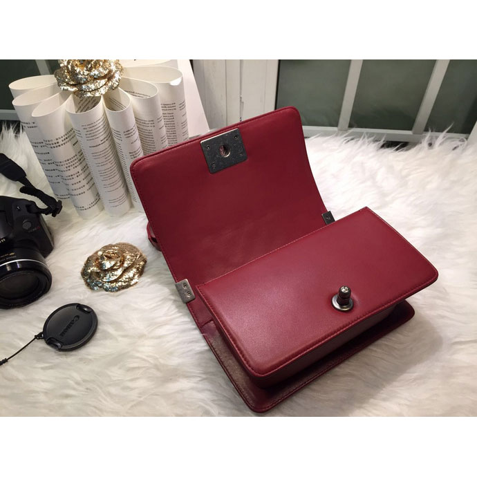 2015 Boy Chanel Flap Shoulder Bag Original Sheepskin Leather A67085 Burgundy