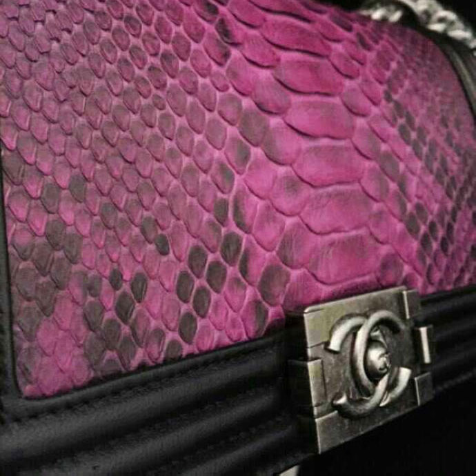 2015 Boy Chanel Flap Shoulder Bag Python Leather A66095 Black&Rose