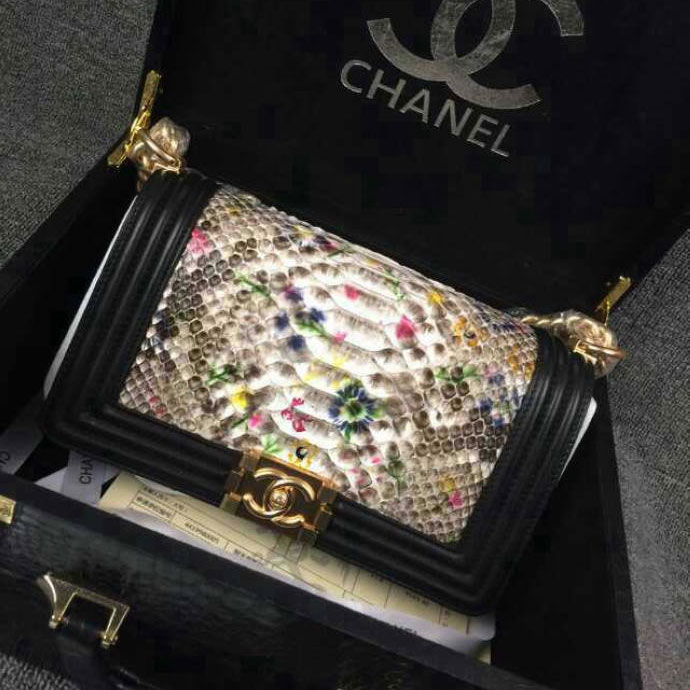 2015 Boy Chanel Flap Shoulder Bag Python Leather A66095 Black