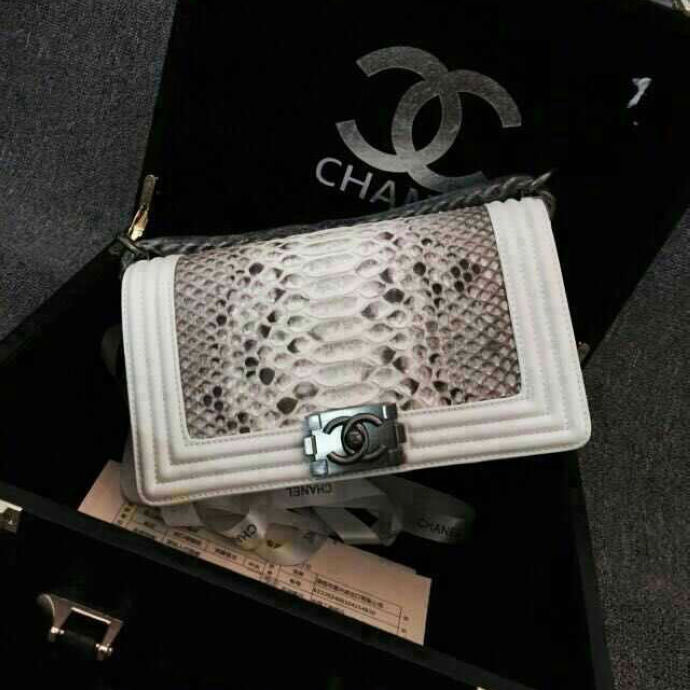 2015 Boy Chanel Flap Shoulder Bag Python Leather A66095 White