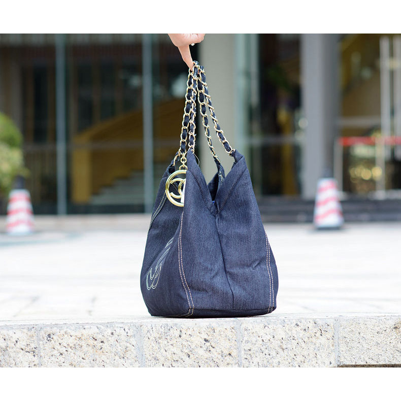 2015 CHANEL Coco Cabas Denim Tote A35462