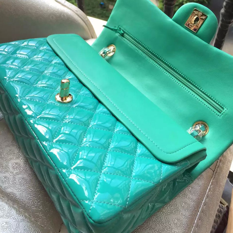 2015 Chanel 2.55 Series Flap Bag Original Patent Leather 1112 Green