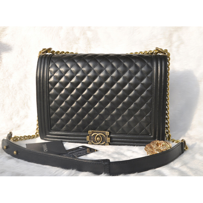 2015 Chanel A67087 Black Calfskin Leather Le Boy Flap Shoulder Bag