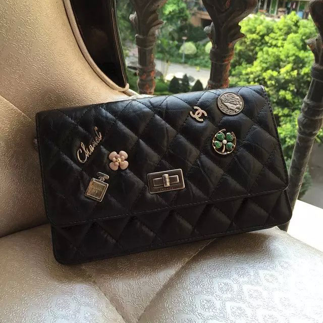 2015 Chanel Badge Bag Flap Shoulder Bag Original Leather A80442 Black