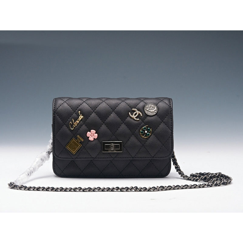 2015 Chanel Badge Bag Flap Shoulder Bag Sheepskin Leather A8878 Black