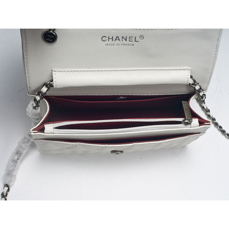 2015 Chanel Badge Bag Flap Shoulder Bag Sheepskin Leather A8878 White