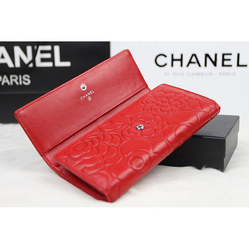 2015 Chanel Camellia Tri-Fold Wallet Original Leater A50084 Red