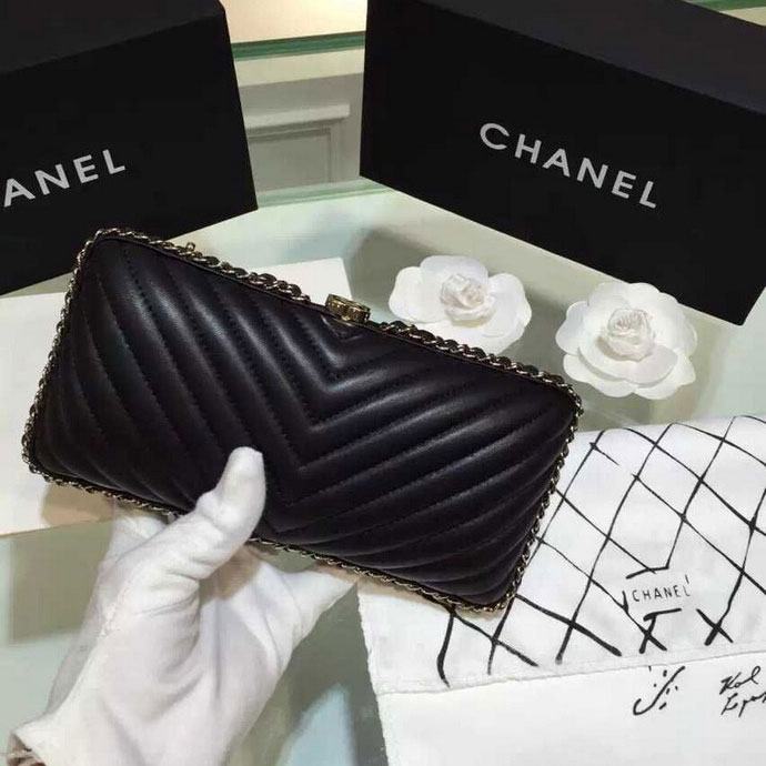 2015 Chanel Chevron Evening Bag Sheepskin Leather A69404 Black