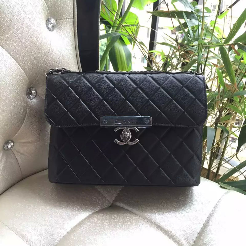 2015 Chanel Clasp Flap Bag in Original Calfskin leather Black A90905