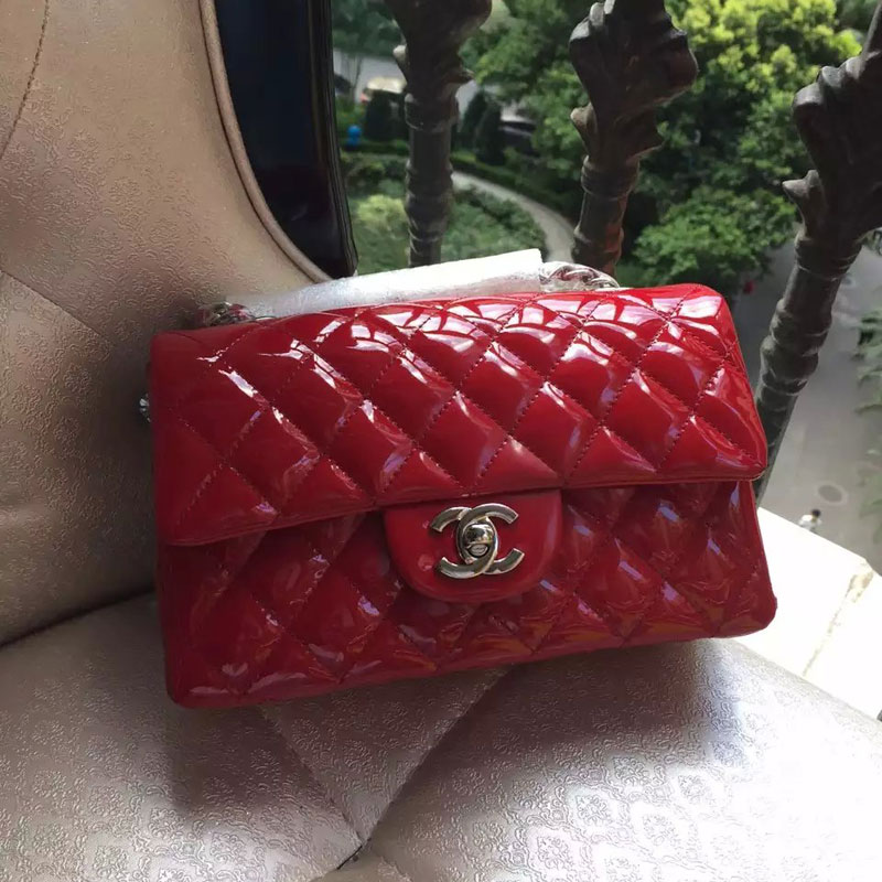 2015 Chanel Classic Flap Bags Original patent leather A1116 in Red