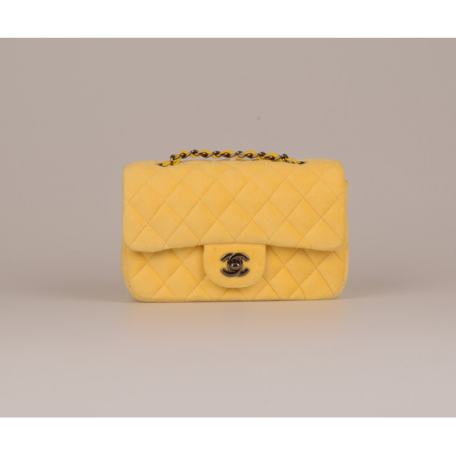 2015 Chanel Classic mini Flap Bag Black Villus 1117 Yellow