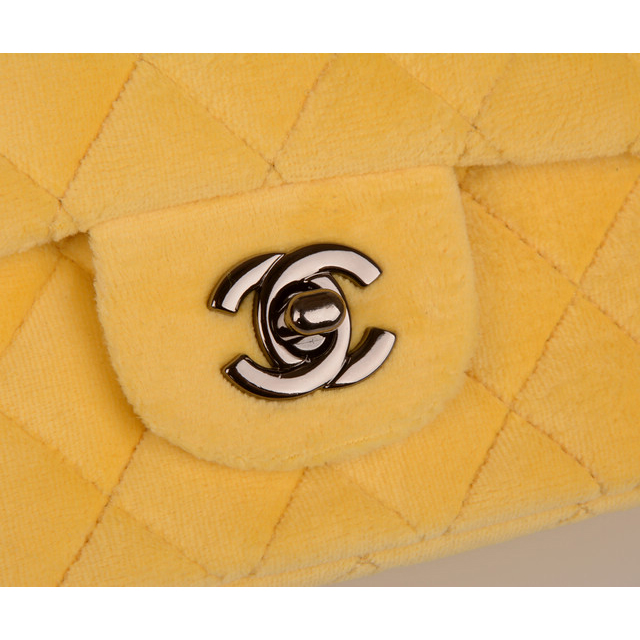 2015 Chanel Classic mini Flap Bag Black Villus 1117 Yellow