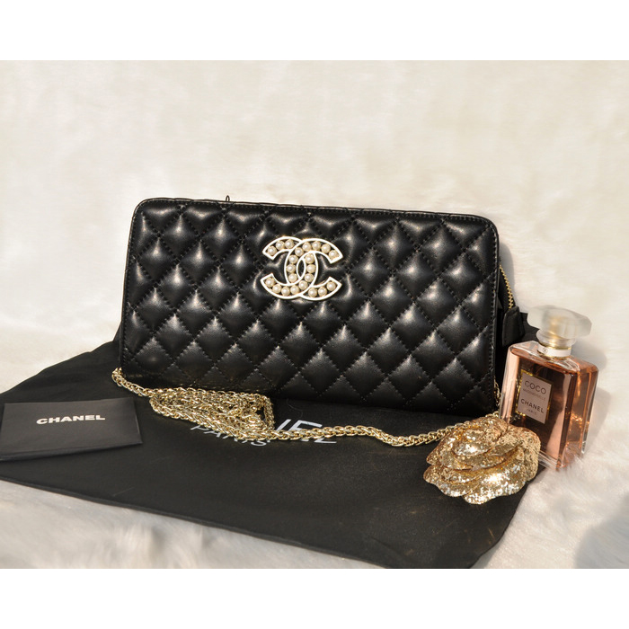 2015 Chanel Clutch Shoulder Bag Sheepskin Leather A94306 Black