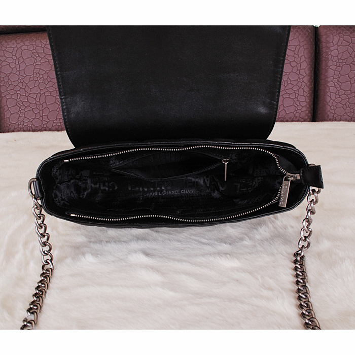 2015 Chanel Cruise shoulder Bag Sheepskin Leather A68058 Black