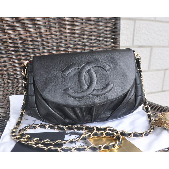 2015 Chanel Flap Shoulder Bag Sheepskin Leather A32668 Black