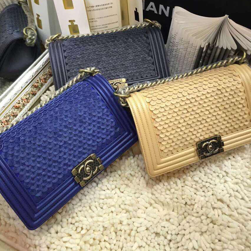 2015 Chanel LEY Boy Flap Shoulder Bag Blue Original Leather A67086