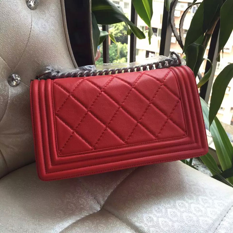 2015 Chanel Le Boy Flap Shoulder Bag Original Leather A92105 in Red