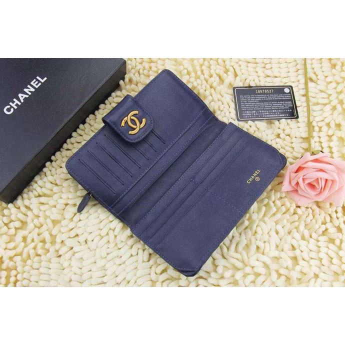 2015 Chanel Matelasse Bi-Fold Wallet Calfskin Leather A219009 Royal