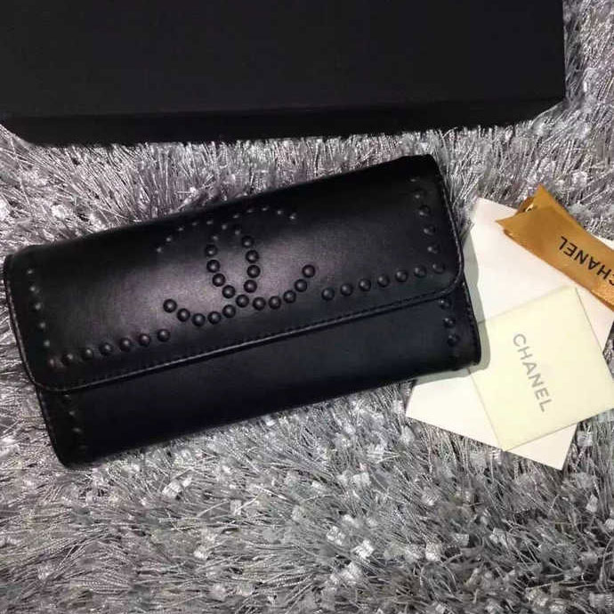 2015 Chanel Matelasse Bi-Fold Wallet Calfskin Leather A66608 Black