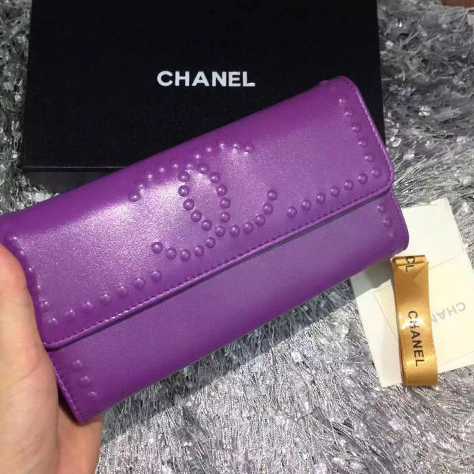 2015 Chanel Matelasse Bi-Fold Wallet Calfskin Leather A66608 Purple