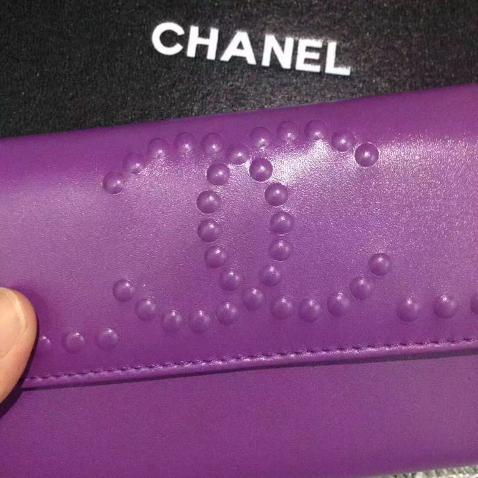 2015 Chanel Matelasse Bi-Fold Wallet Calfskin Leather A66608 Purple