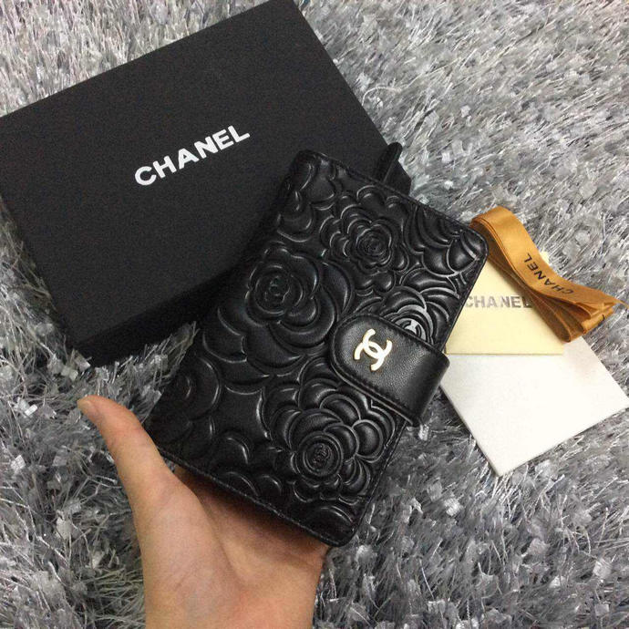 2015 Chanel Matelasse Bi-Fold Wallet Sheepskin Leather A50073 Black