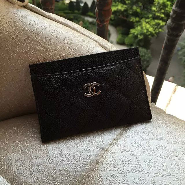 2015 Chanel Original Caviar leather card case A31510