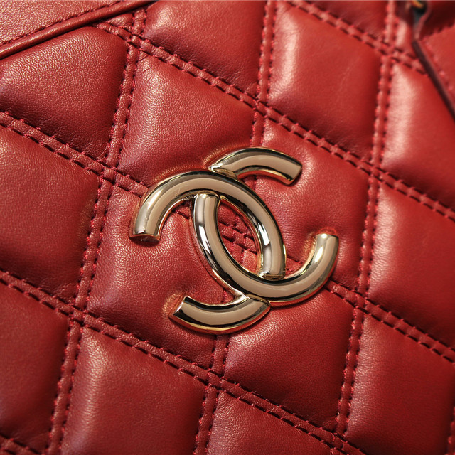 2015 Chanel Sheepskin Leather Shoulder Bag A68038 Burgundy