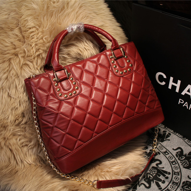 2015 Chanel Sheepskin Leather Tote Bag A68056 Burgundy