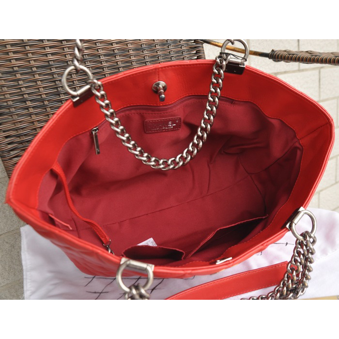 2015 Chanel Shopper Bag Sheepskin Leather A49336 Red