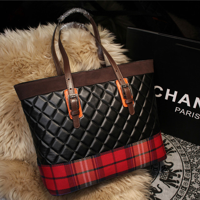 2015 Chanel Shopper Bag Sheepskin Leather A68031 Black