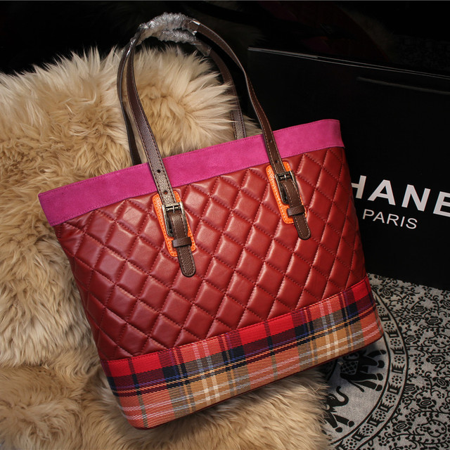 2015 Chanel Shopper Bag Sheepskin Leather A68031 Red