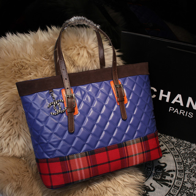 2015 Chanel Shopper Bag Sheepskin Leather A68031 Royalblue